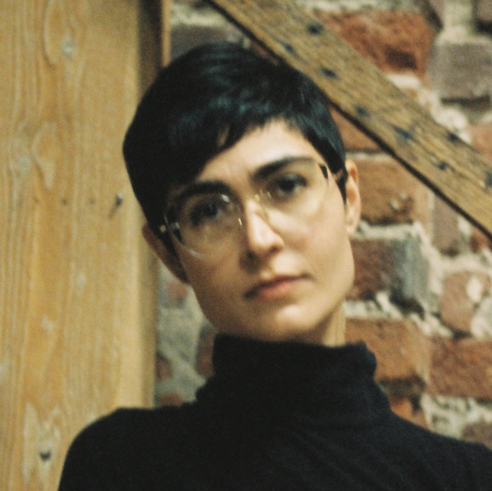 0marium_0marium-R1-E008 Amazon - Mariam Rahmani