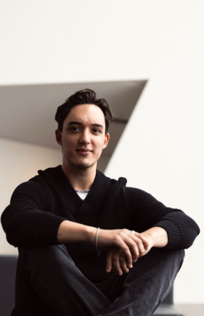 2297344_faust_carson - Julia Falkner