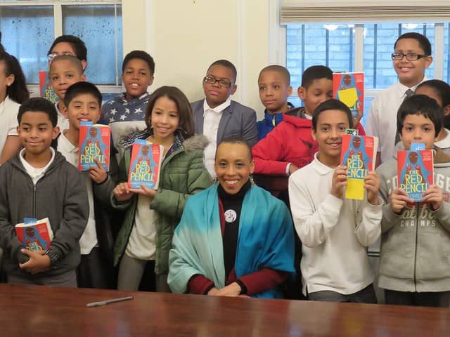 AndreaDavisPinkney02