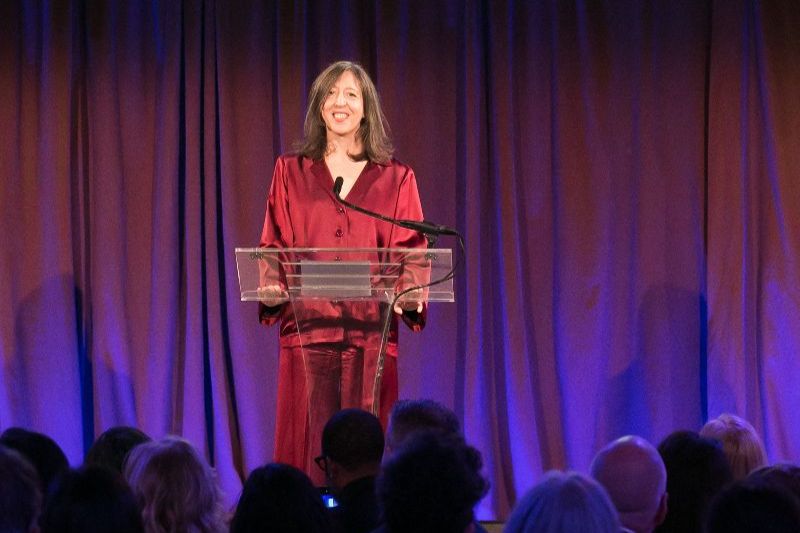 fb37b8f6-03cb-bfa0-77fa-3336370ac3ae