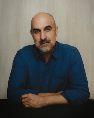 Hari Kunzru headshot (2)