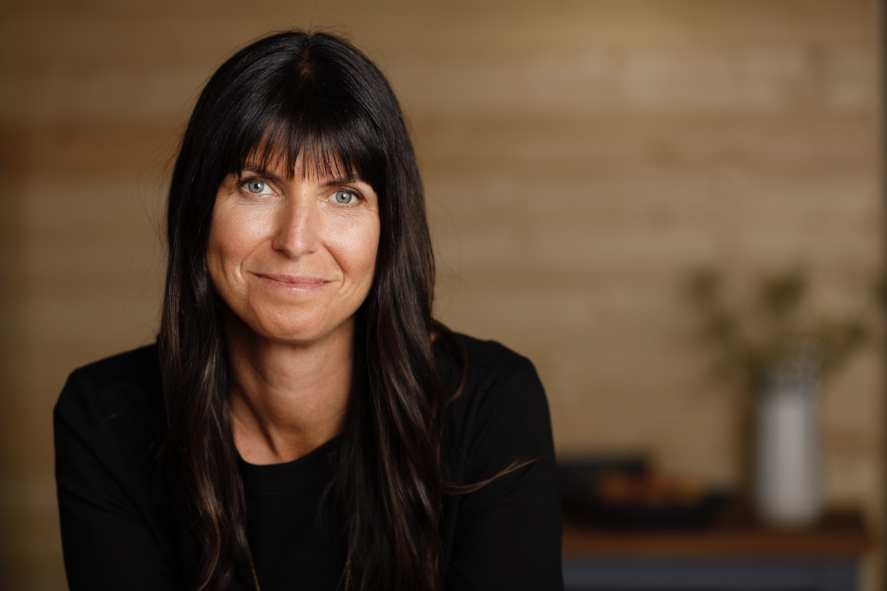 Kate_Author - kate@katemilliken.com Large