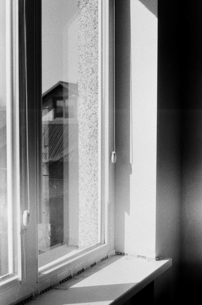 max-ovcharenko-zZRiwWx5TY0-unsplash