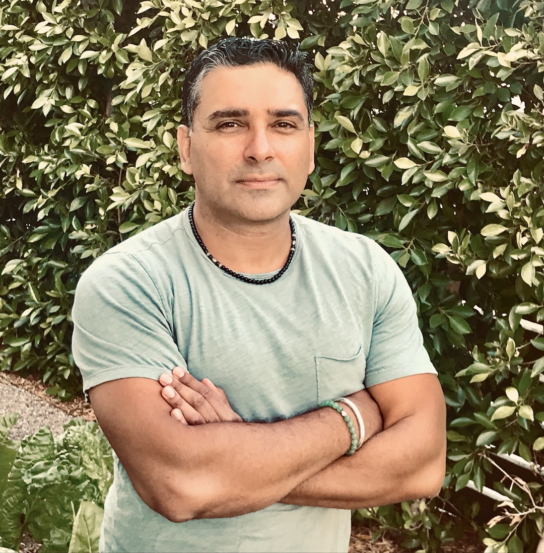 Rav author photo 2024 (c) Yasmin Grewal-Kok - Naomi Goodheart